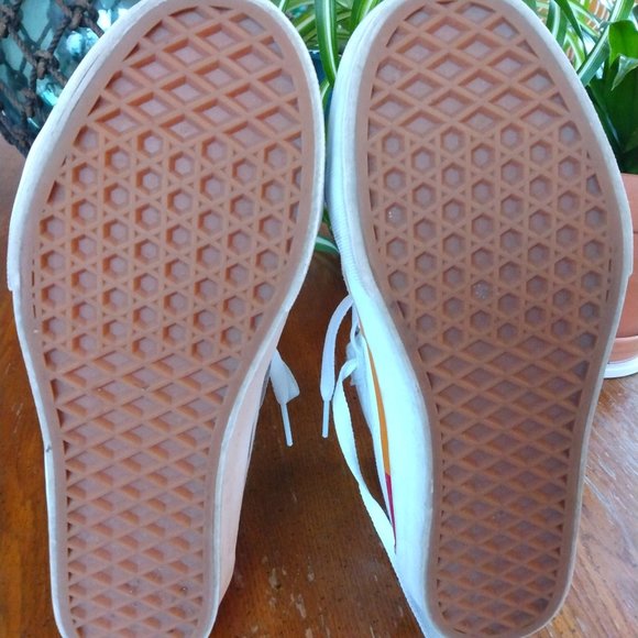 Vans Sk8-Hi Tapered True White Rainbow Foxing 7 5.5 Pride🏳️🌈 - Picture 13 of 13